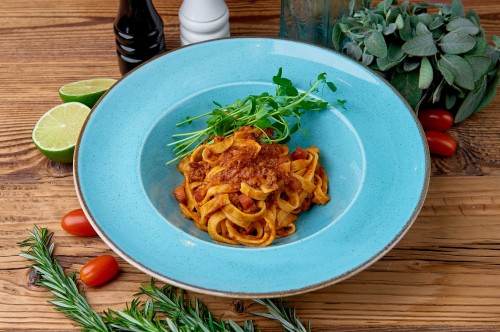 Fettuccine ragu bolognese.jpg