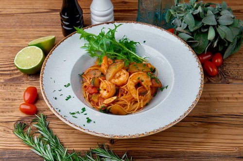 Spaghetti con gamberetti.jpg