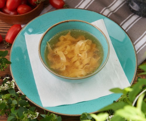 Brodo con pasta.JPG